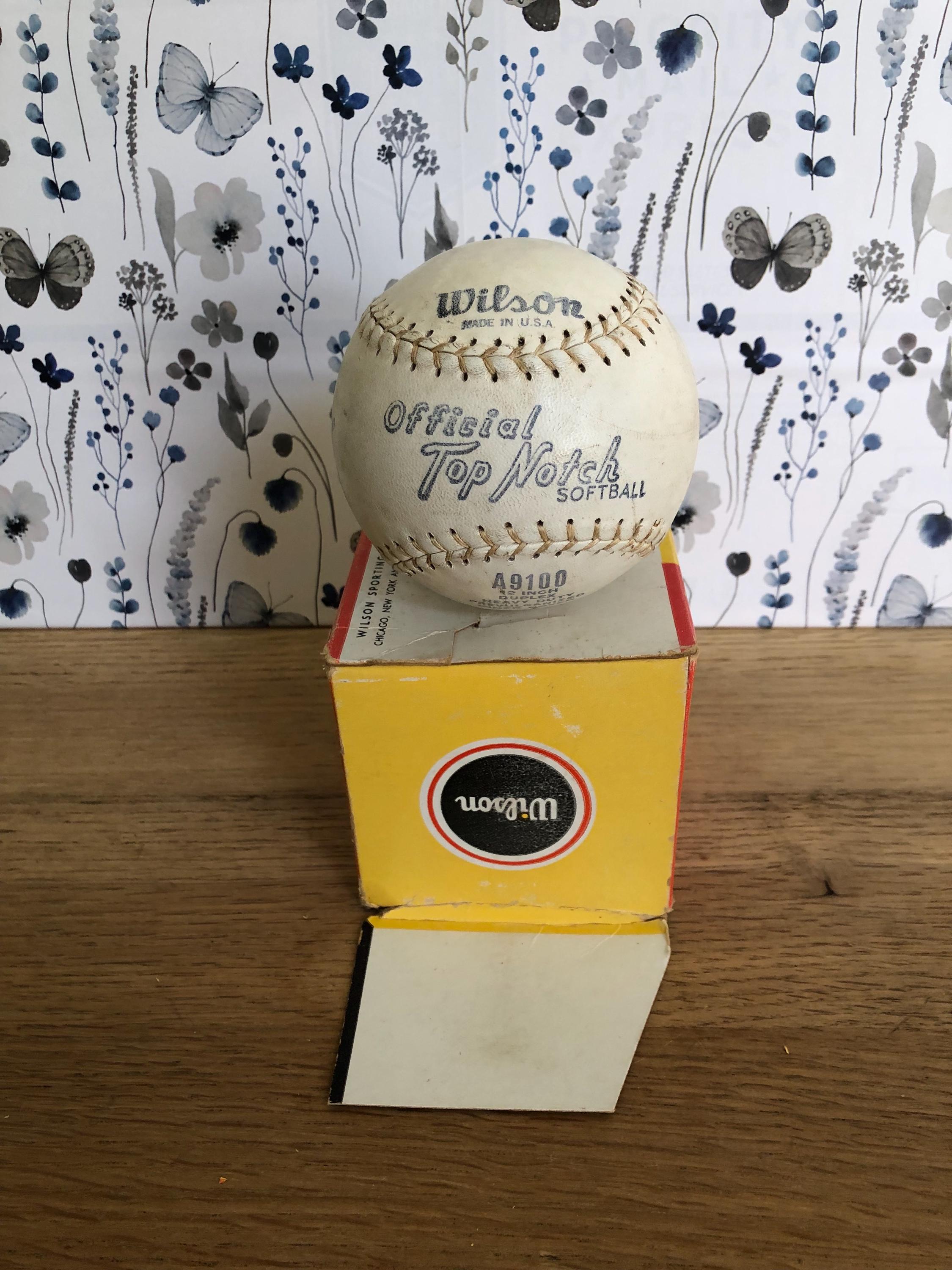 Balle De Softball Spalding The Classic – 34 Pouces – 30 Oz – Vintage Neuve