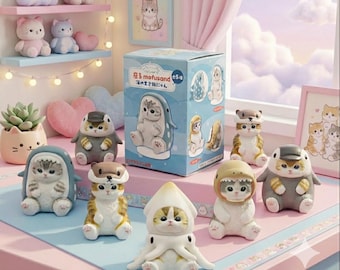 Mystery box kawaii cat figurine sitting