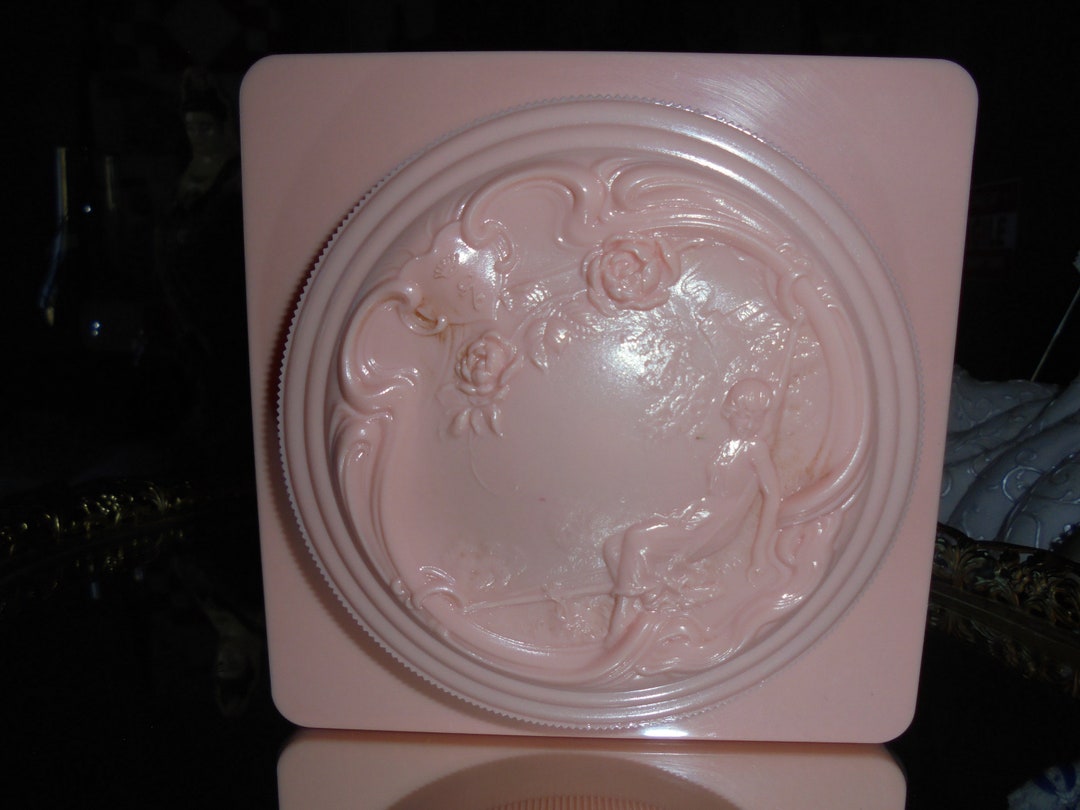 Ivy Ann Vintage Pink Bath Powder Box Acrylic Embossed no Powder Etsy