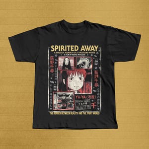 Chihiros Reise ins Zauberland T-Shirt | Miyazaki Anime Film Shirt, Retro japanisches Kino T-Shirt Bild 1