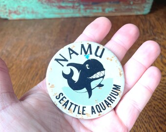 Vintage Pin- NAMU- Seattle Aquarium- Namu the Killer Whale- Aquarium Pin- Orca Jewelry- Vintage Seaquarium- Jacket Pin