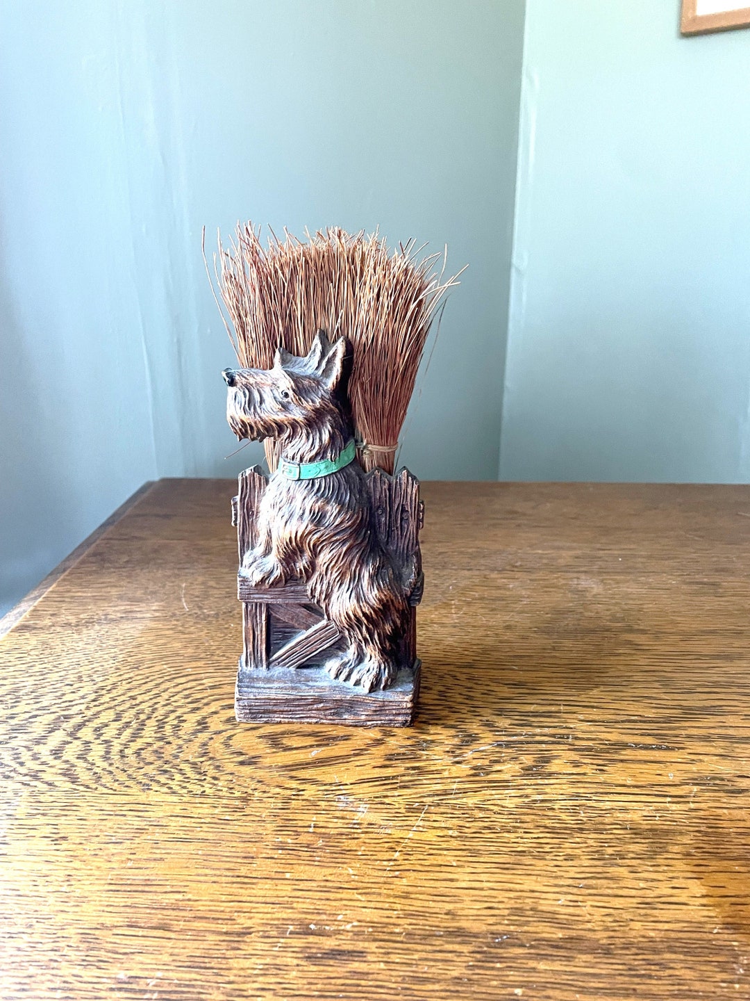 Vintage Syrocowood Scottie Dog Clothes/ Garment Brush Holder Gift