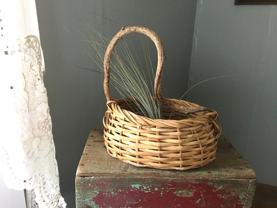 Vintage Basket- Unique Vintage Rustic Basket With Natural Branch Handle- Curly/Corkscrew Willow Handle- Gathering Basket- Flower Basket