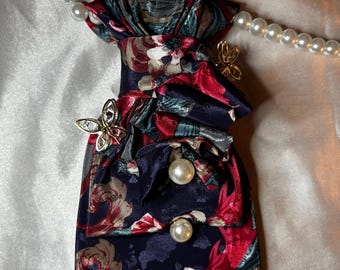 Floral Handcrafted Women’s Necktie Necklace - Gift for Women