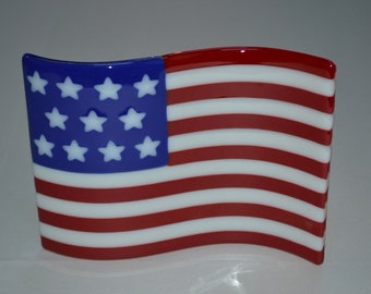 Curved Standing Flag