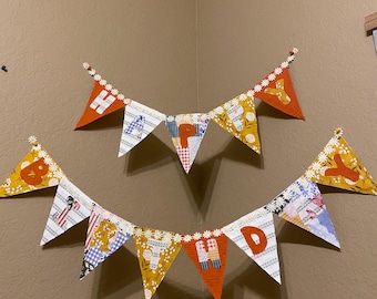 オーダーメイドの布製ハッピーバースデーバナー