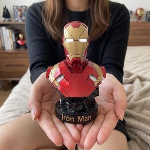 Iron Man 16 cm figur | Marvel superhjälte samlarstaty bild 4