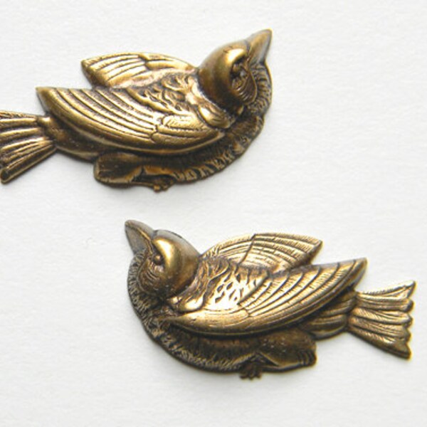 Antiqued Brass Bird Stampings 20mm x 38mm - 2 pcs.