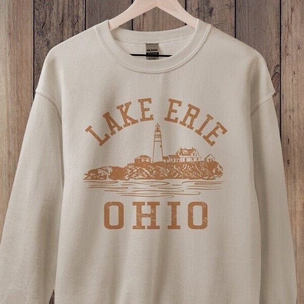 Lake Erie Ohio Sweatshirt, Great Lakes Sweatshirt, State Shirt, College Sweatshirt, 70s Style, Hiking & Camping