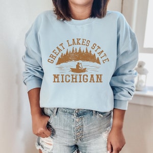 Michigan Sweatshirt, Great Lakes Sweatshirt, State Shirt, College Sweatshirt, 70s Style, Hiking & Camping