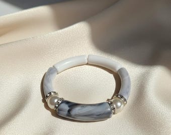 elegante pulsera rígida