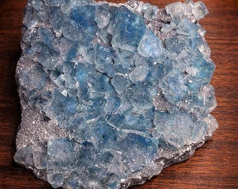 Amas de fluorite bleue de la mine de Xia Yang | Spécimen naturel de 2,37 livres - Idéal pour les collectionneurs et les décorateurs