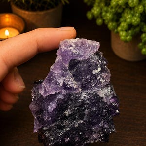 Aksu Mine Fluorite Specimen | Purple Cubic Fluorite Crystal | Collector Mineral Specimen | Gemmy Fluorite Cluster 88g imagem 10