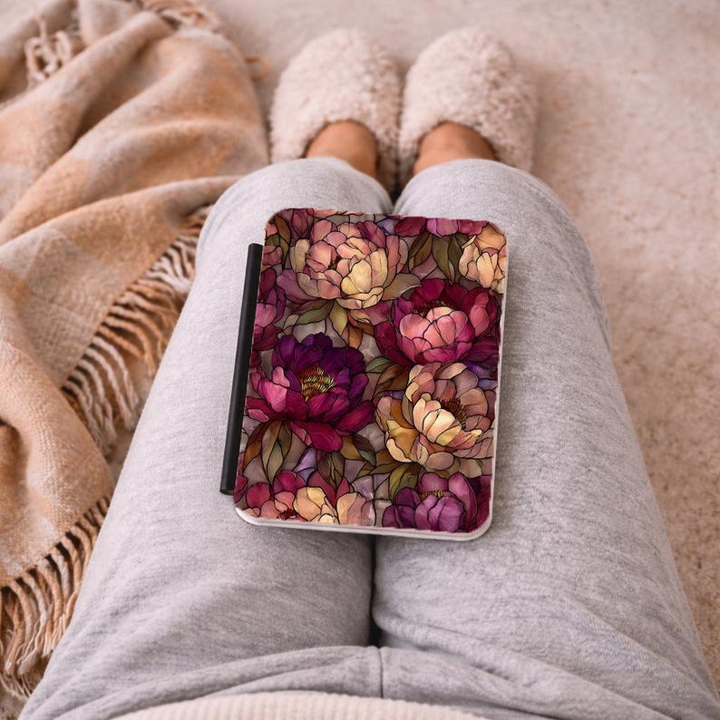 Vintage Floral Kindle Case | Peony Pattern, Burgundy & Blush - Etsy