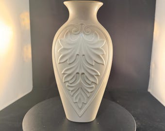 Hera Collection Lenox Vase 8 1/2" tall