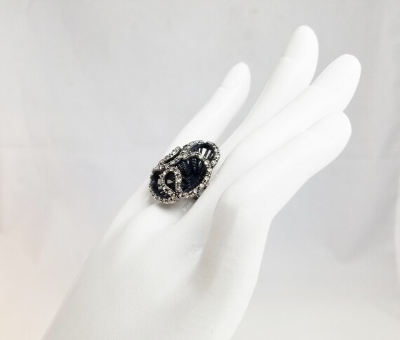 Vintage Statement Ring with Numerous Tiny Crystal… - image 4