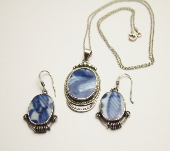 Bezel Set Blue & White Natural Stones Sterling Si… - image 1