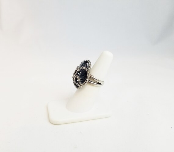 Vintage Statement Ring with Numerous Tiny Crystal… - image 6