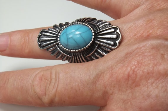 Bold Statement Ring, Large Oval Turquoise Blue Gl… - image 9