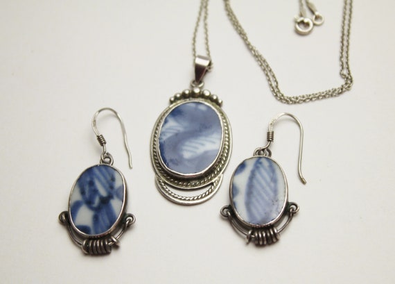 Bezel Set Blue & White Natural Stones Sterling Si… - image 8