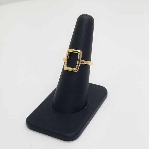 Vintage Minimalist Rectangle Gold Ring, Costume J… - image 7