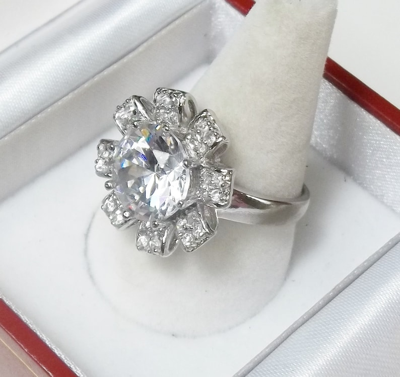 925 Sterling Silver Fine Jewelry Vintage 1980/'s Cocktail Ring Size 9 Gift For Her Large Round Cut Crystal