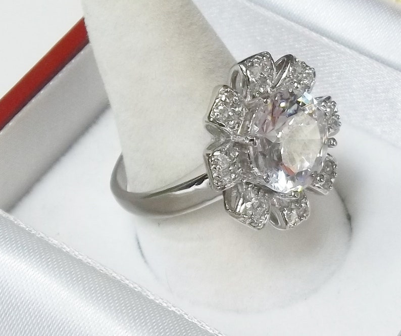 925 Sterling Silver Fine Jewelry Vintage 1980/'s Cocktail Ring Size 9 Gift For Her Large Round Cut Crystal