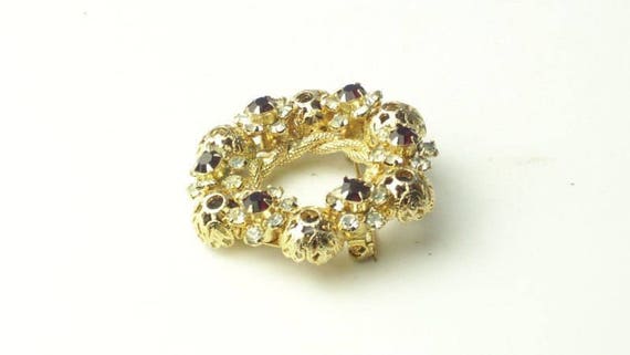 Vintage 1950's Brooch Gold Filigree, Red Rhinesto… - image 2