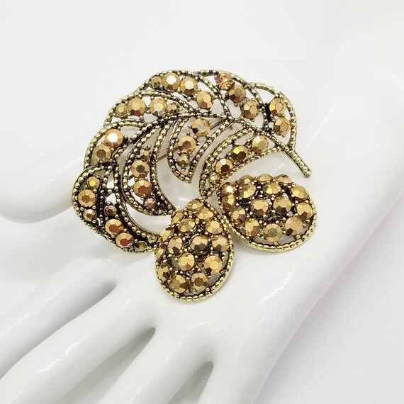 Signed Weiss Gold Rhinestone Leaf Spray Brooch Pi… - image 3