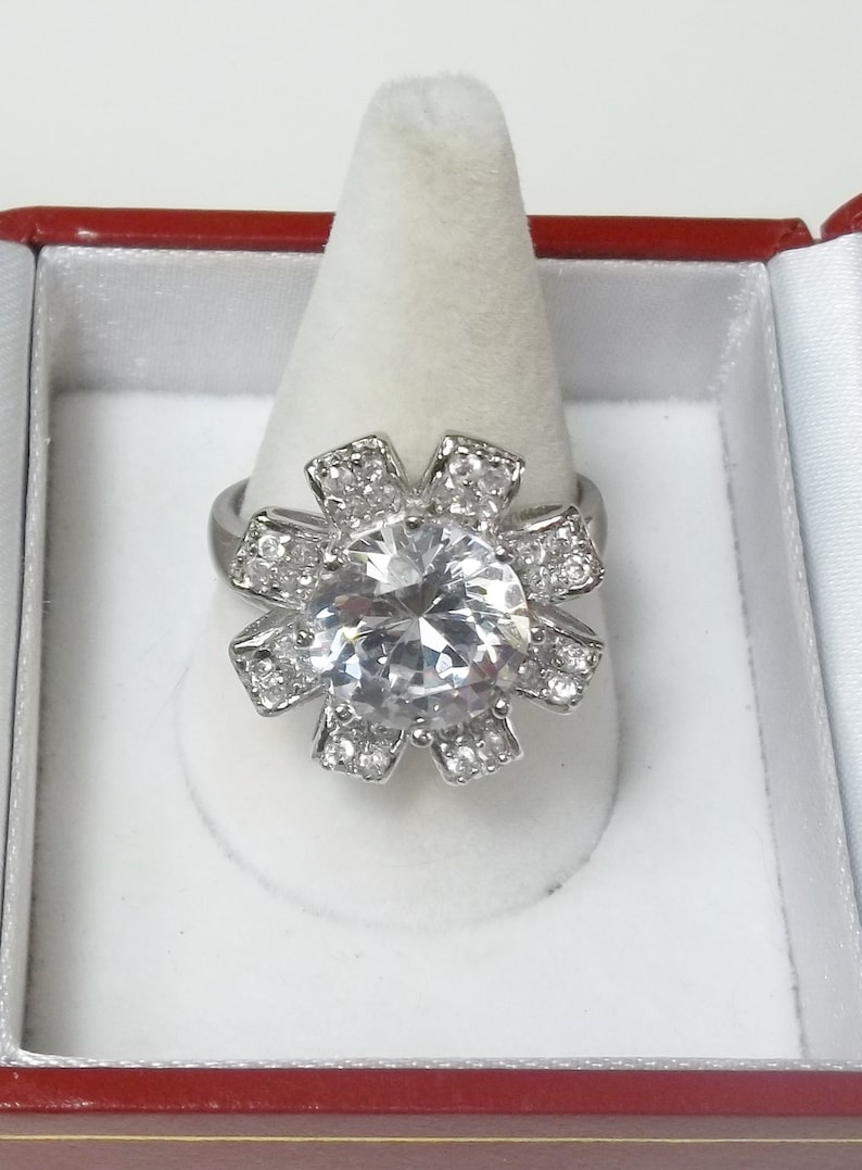 925 Sterling Silver Fine Jewelry Vintage 1980/'s Cocktail Ring Size 9 Gift For Her Large Round Cut Crystal