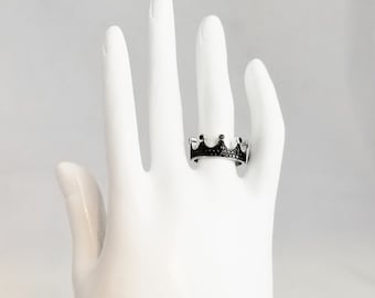 Vintage Sterling Silver Crown Ring with Numerous Black Tourmaline Gemstones, Fine Jewelry  sb