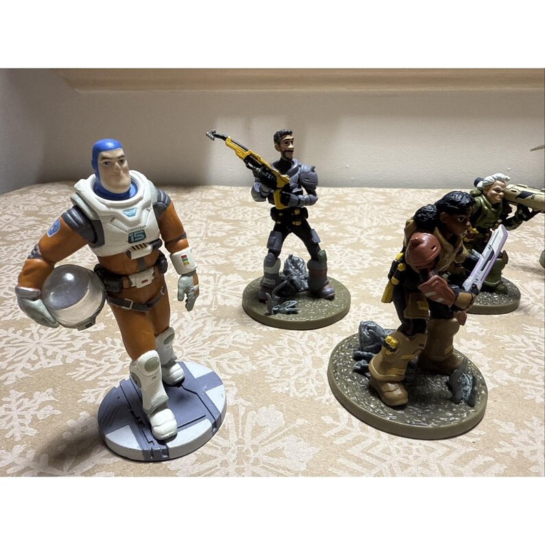 Buzz Lightyear Movie Characters Figure Lot of 7 – Disney Pixar Lightyear Toys image 3