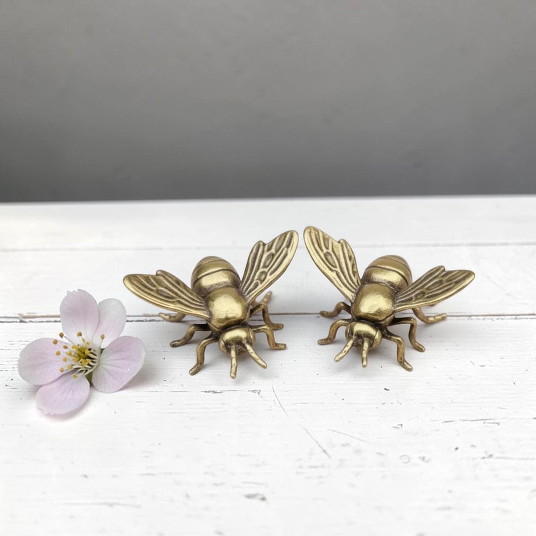 Brass Honey Bee Figurine Vintage Bee Statue Mini Insect Decor Nature ...