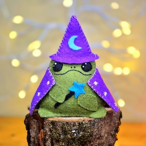Felt Wizard Frog Sewing Pattern Easy PDF Fantasy Lover DIY Gift Cozy Spooky Cute Custom Halloween Craft Project Whimsical Beginner Embroider