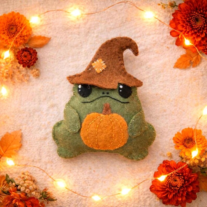 Pumpkin Frog Felt Sewing Pattern PDF Fall Frog Ornament Pattern DIY ...
