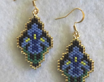 Iris peyote earrings.