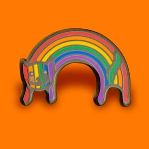Rainbow Cat Pin Badge • Cute LGBTQ Enamel Pin • Happy Kitten Lover Gift • Colourful Cat Pride Badge • Adorable Cat Accessory