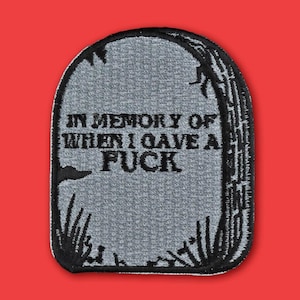 Tygmärke till minne av när jag gav knull • Roligt gravstenmärke • Emo Goth Strykmärke • Skräckinspirerad gåva • Sarkastiskt tygmärke