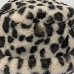 Urban Outfitters Leopard Print Faux Fur Bucket Hat | Super Soft Winter Accessory