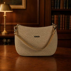 Eric Javits Tan Inner Zipped Pockets Lightweight Detachable Strap Shoulder Bag