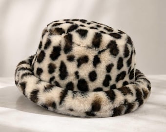 Urban Outfitters Leopard Print Faux Fur Bucket Hat | Super Soft Winter Accessory