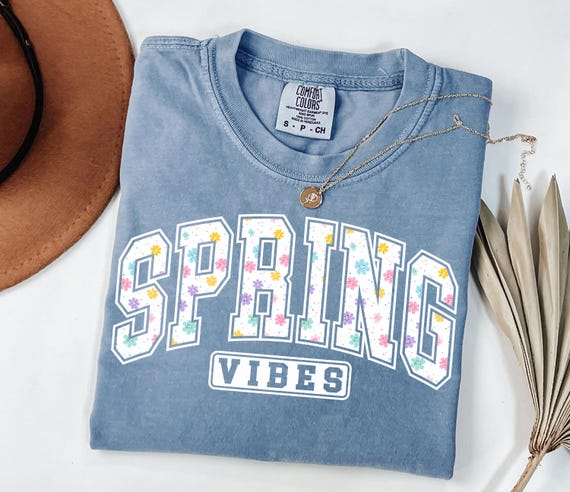 Comfort Colors® Spring Vibes Shirt, Floral Spring Tee, Cute Easter T-Shirt, Preppy Aesthetic Tee, Spring Break Gift
