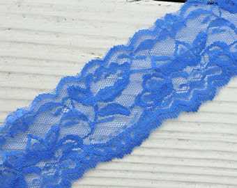 Blauw gebloemd stretchkant - 2 inch breed, elastisch kant op maat gesneden