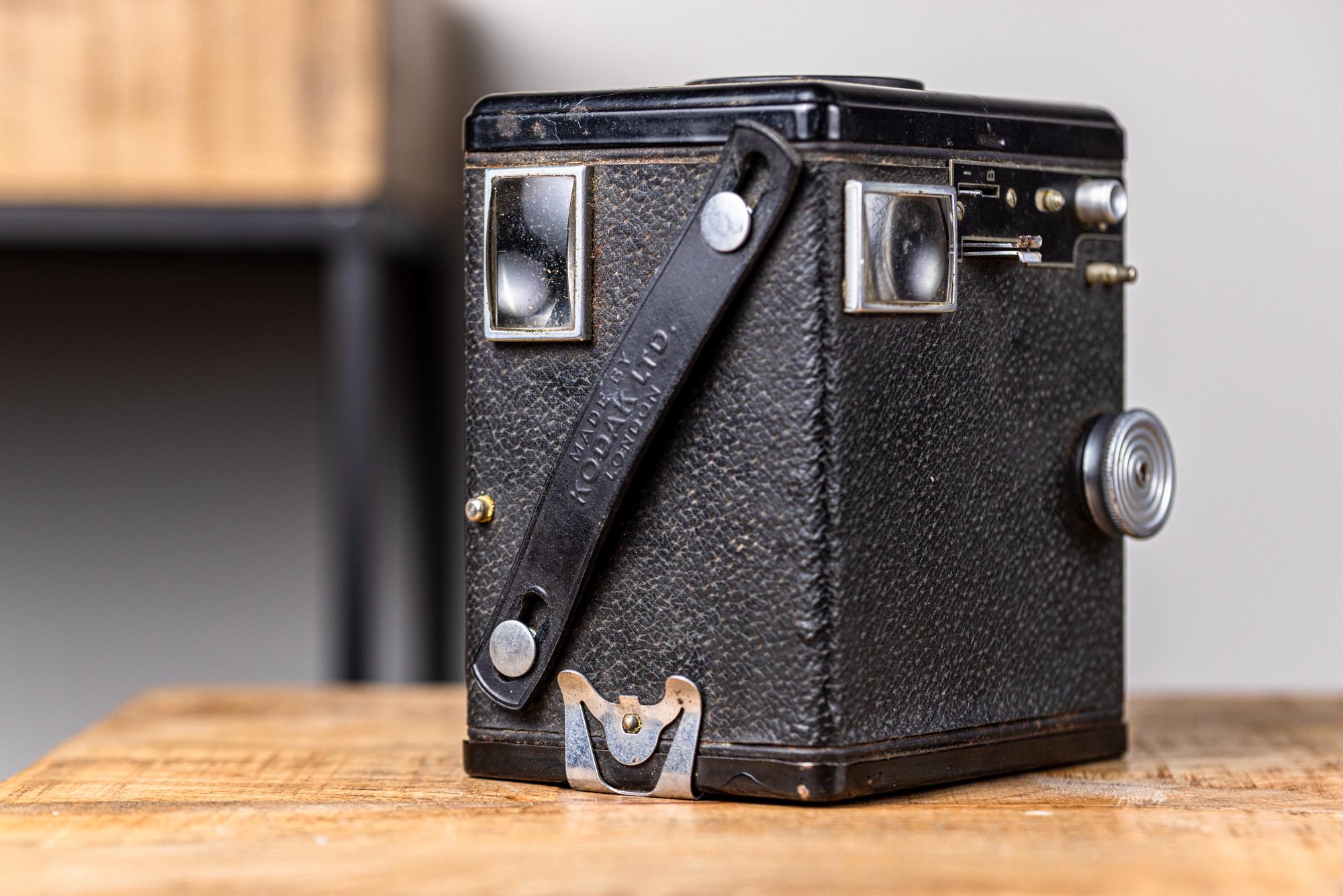 Vintage Kodak Brownie E Camera | 1950s Bakelite Box Camera - With