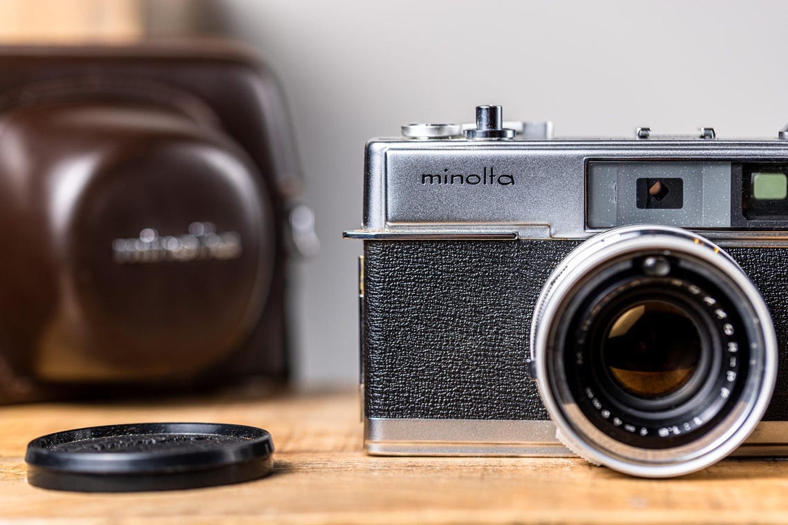 Minolta Hi-Matic 7S, foto 2 di 5
