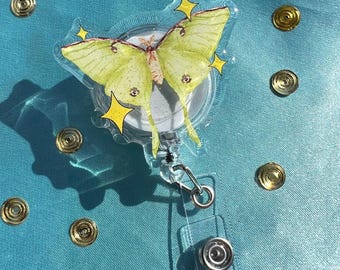 Portatarjetas Luna Moth / Clip para identificación de enfermera Whimsigoth / Cordón acrílico con resina epoxi brillante