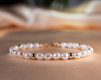 Dainty Baroque Pearl Bracelet | Gold Filled Pearl Jewelry | Handmade Gift for Her | June Birthstone