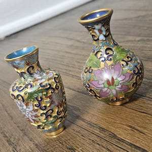 Chinese Cloisonne Vase - Etsy