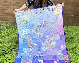Periwinkle Gradient Throw Quilt
