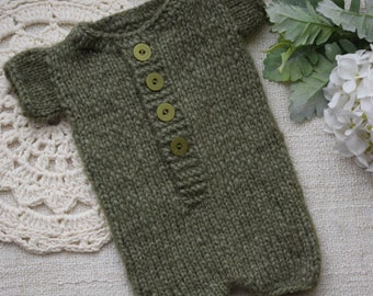 Green Romper, Green Short, Newborn Romper, Newborn Size, Photo Prop